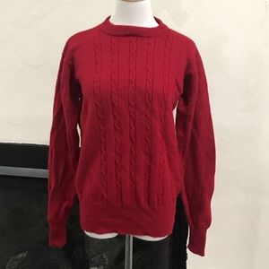 Vintage 100% wool sweater size M